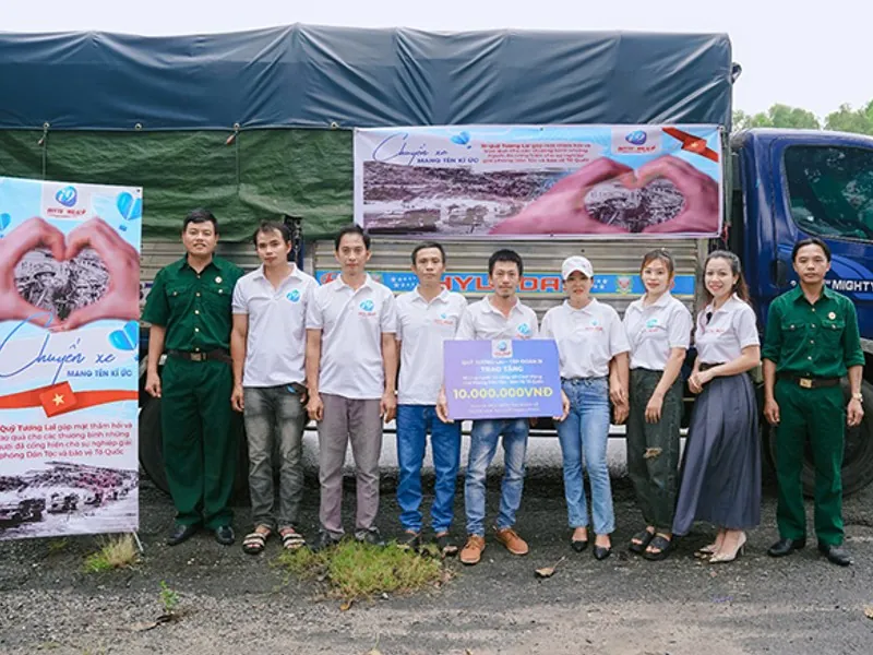 Hình ảnh mô tả các công cụ tiếp thị và hỗ trợ mà onebet88 cung cấp cho đối tác, bao gồm biểu đồ và thiết bị kỹ thuật số