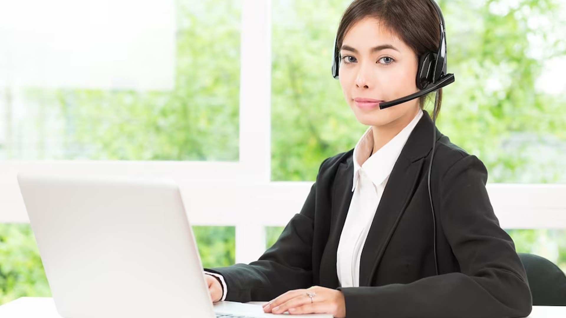 Đại diện hỗ trợ khách hàng Onebet88 sẵn sàng phục vụ