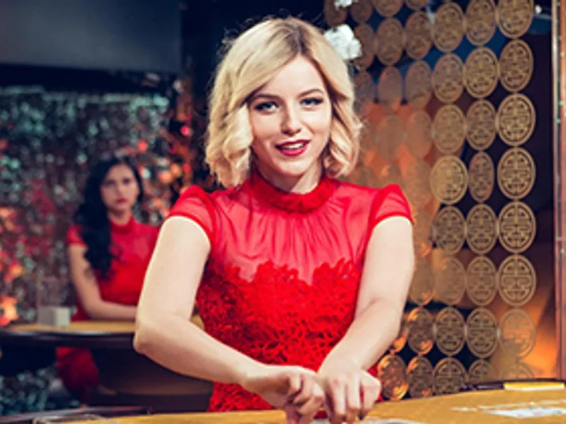 Người chia bài nữ chuyên nghiệp onebet88